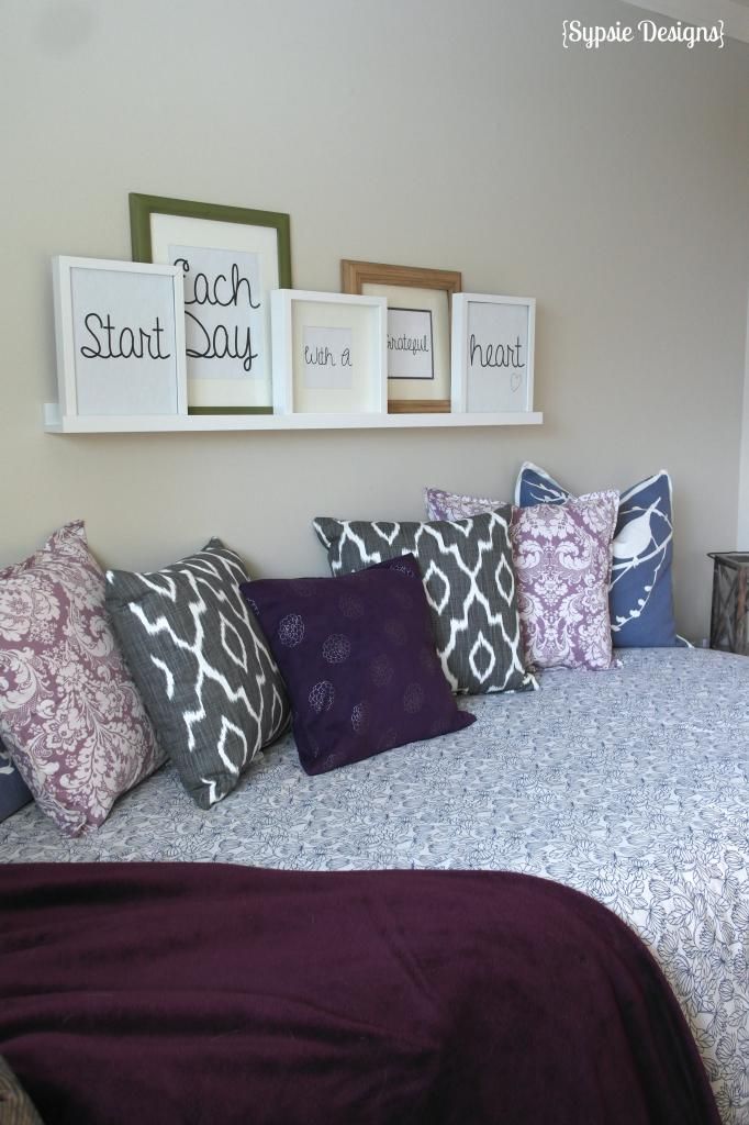 Indigo and orchid guest bedroom photo