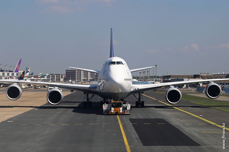 photo B-747_D-ABYF_Lufthansa_zps22b7ff75.jpg