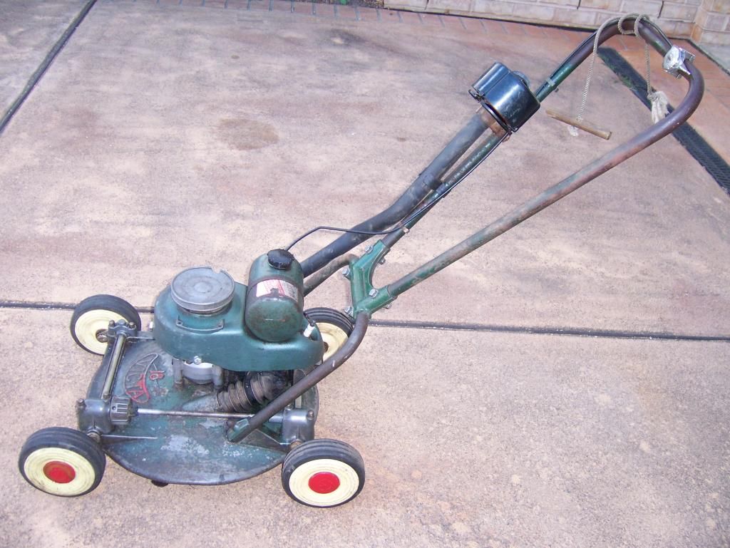 [Linked Image from i969.photobucket.com]