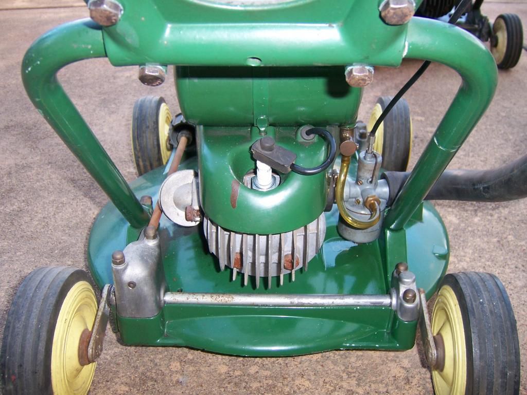 [Linked Image from i969.photobucket.com]