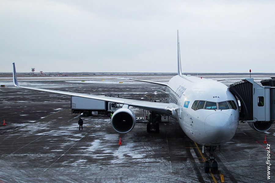photo Boeing-767_Air_Astana17.jpg